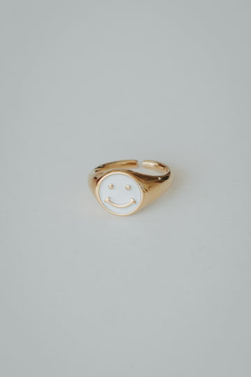 Big_Smiley_Ring_1